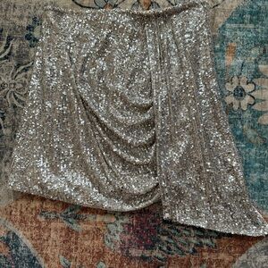 NWT Gianni Bini Silver Asymmetrical Sequin Skirt